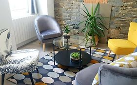 Les Appartements De Viarmes Et De Guernisac